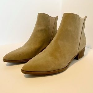 Women’s Tan Ankle Booties